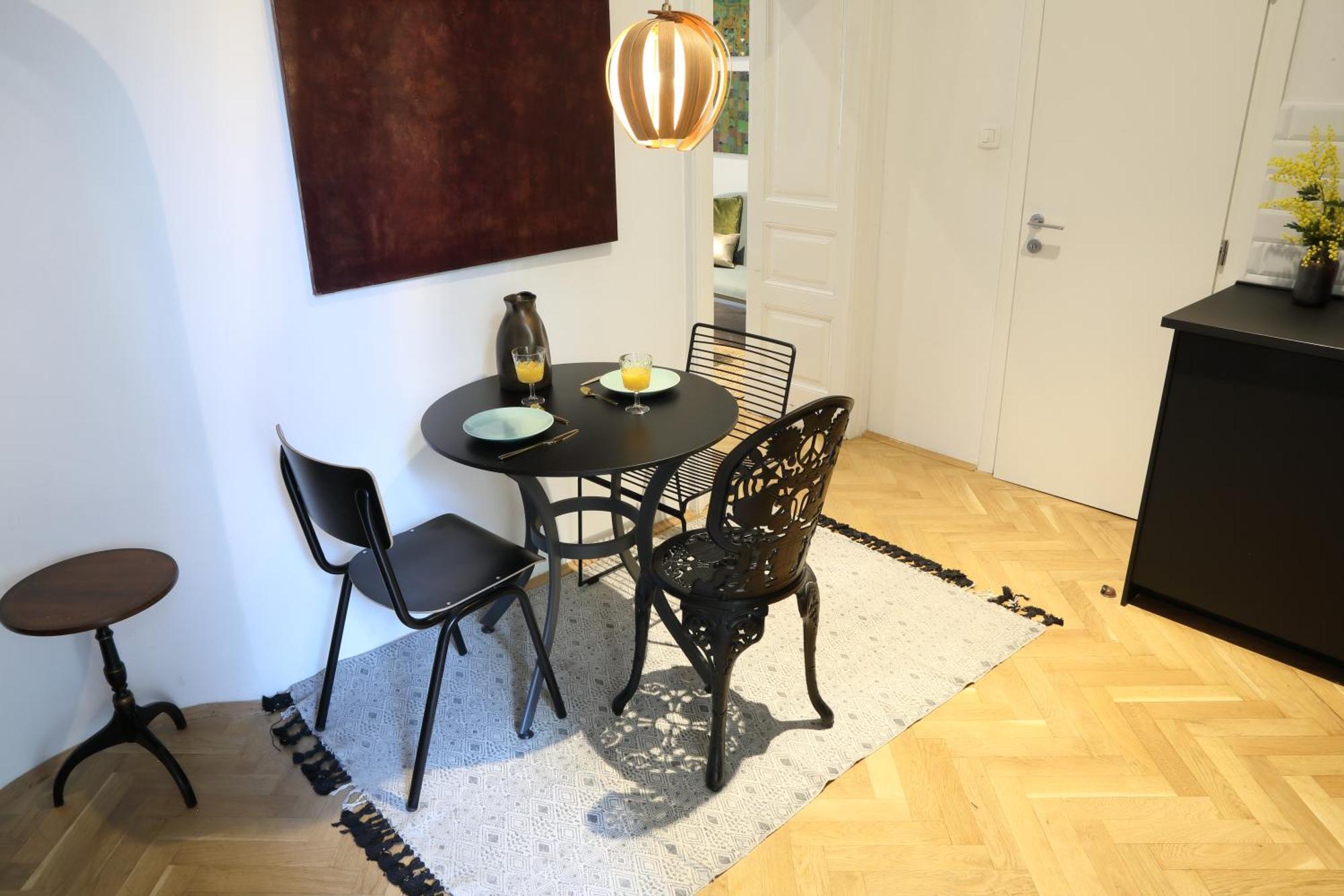 Premium Class Apartments III ซาเกร็บ ภายนอก รูปภาพ